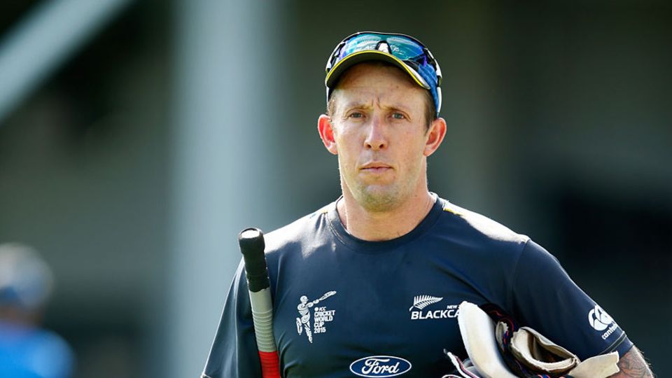 <b><a href="http://www.espncricinfo.com/newzealand/content/player/7502.html">Luke Ronchi</a></b> (New Zealand)<br><b>Debut</b>: <a href="http://www.espncricinfo.com/england-v-new-zealand-2015/engine/match/743941.html"> v England in Leeds, May 2015</a><br><b>Age</b>: 34 years and 36 days<br><B>Matches played</b>: 1