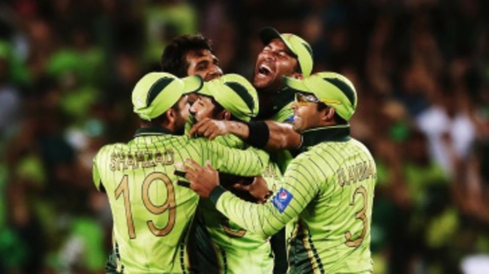 Pakistan get together after a wicket