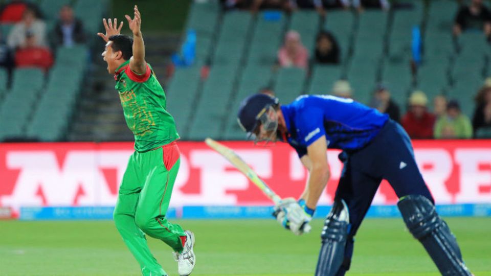 Should have stayed in bed: England's cricket down under is rarely worth an early rise