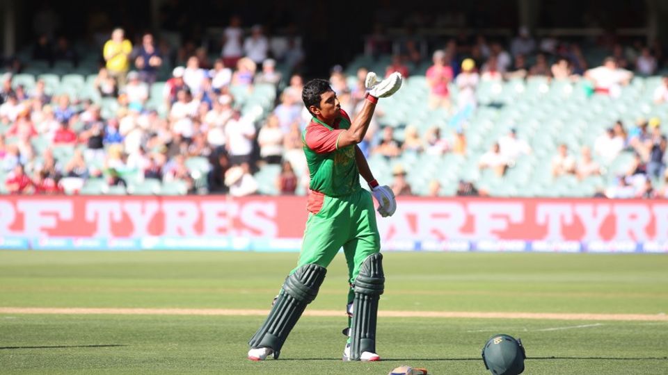 Three figures: <a href="http://www.espncricinfo.com/bangladesh/engine/match/656463.html" target="_blank">Next up was England</a>, and at 99 for 4, things were looking bleak for Bangladesh. Yet again, they showed the resilience that marked this campaign, with Mahmudullah becoming the first Bangladeshi batsman to make a century, and putting on 141 for the fifth wicket with Mushfiqur Rahim