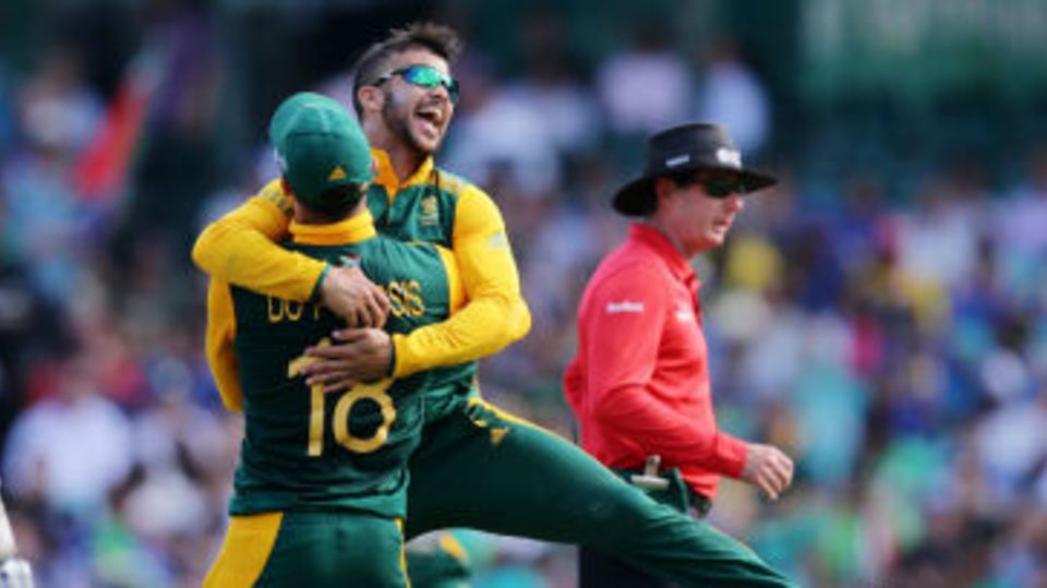 JP Duminy bowled a double-wicket maiden to jolt Sri Lanka 