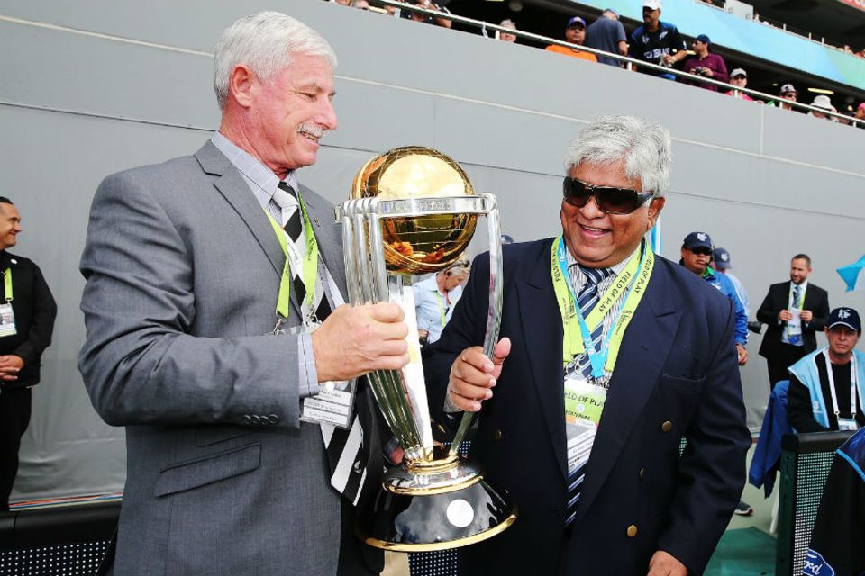 File photo - World Cup-winning captain Arjuna Ranatunga will contest for the post of SLC vice-president