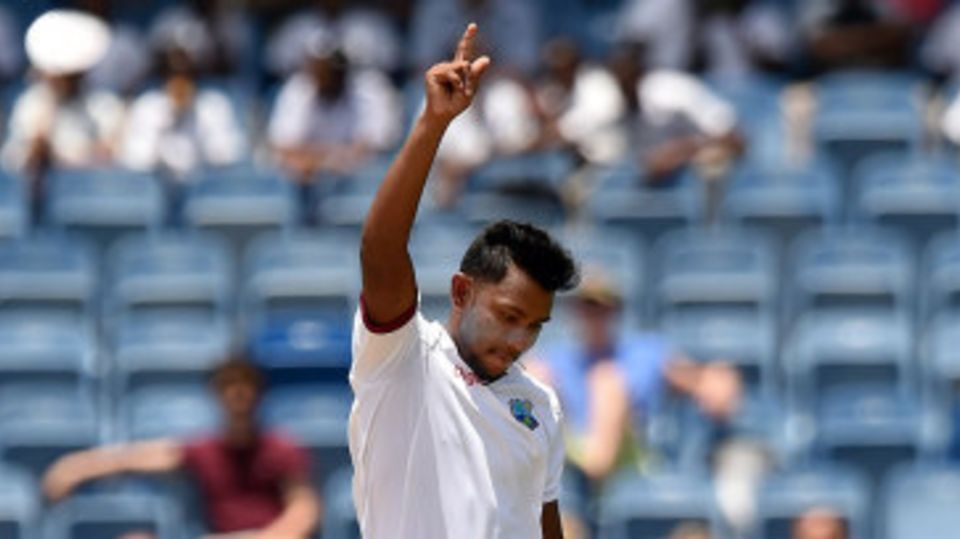 Devendra Bishoo broke England's opening stand