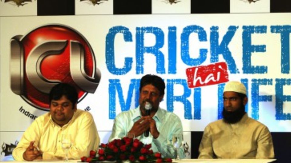 Himanshu Mody, Kapil Dev and Mohammad Yousuf at an ICL press conference in Delhi
