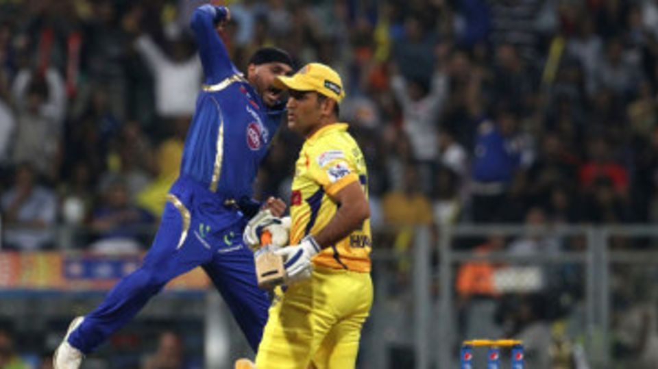 Harbhajan Singh is charged up after dismissing MS Dhoni first ball