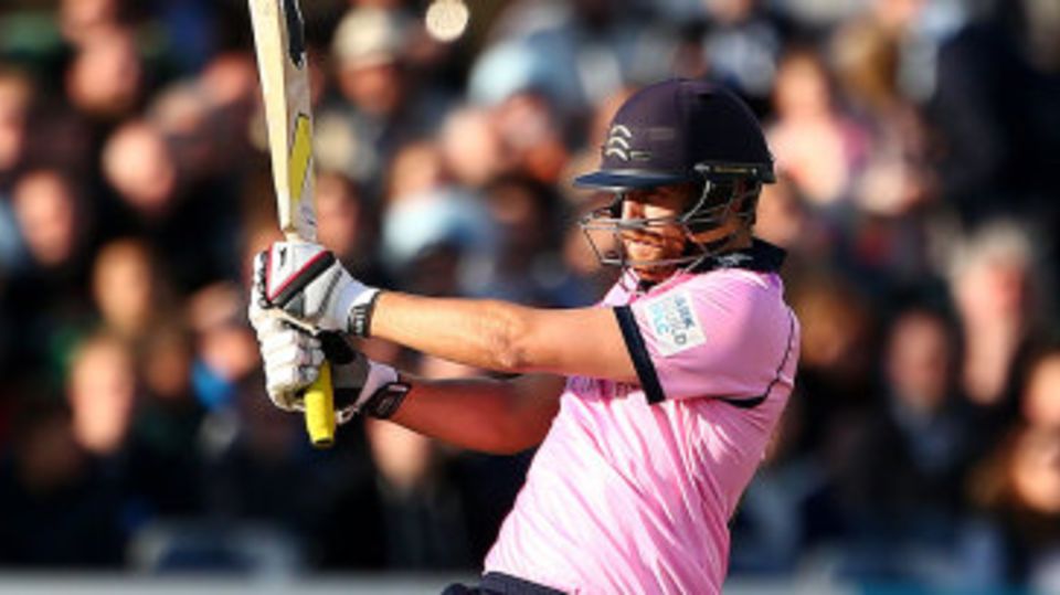 Dawid Malan plundered the Sussex bowling with 115 off 64 balls