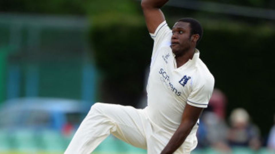 Keith Barker took four wickets to put Worcestershire in trouble