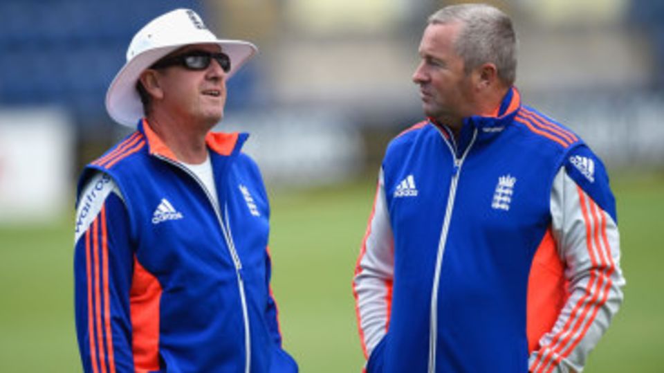 Trevor Bayliss and Paul Farbrace shoot the breeze