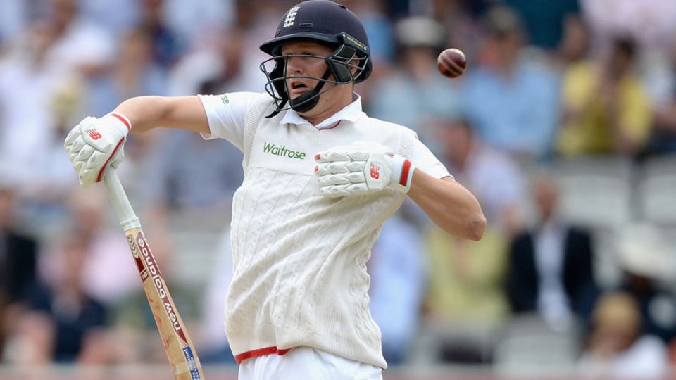 England's top order found life far harder than Australia on a seemingly docile pitch