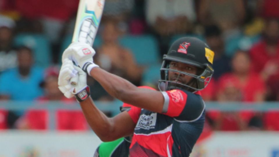 Darren Bravo hammered five sixes in the 15 balls he faced