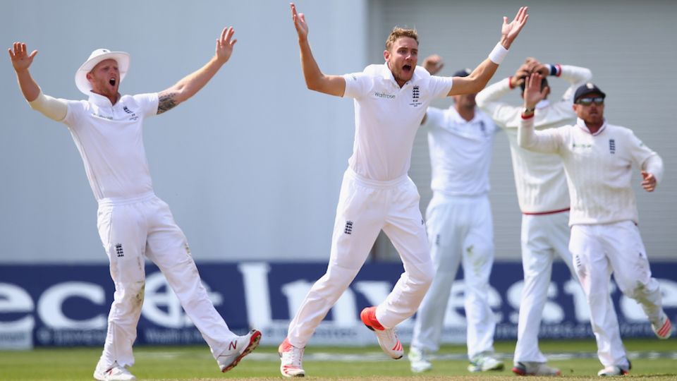 Stuart Broad had Nevill glove one behind, on 53, but the umpire didn't spot it and England had no reviews. Broad was left on 299