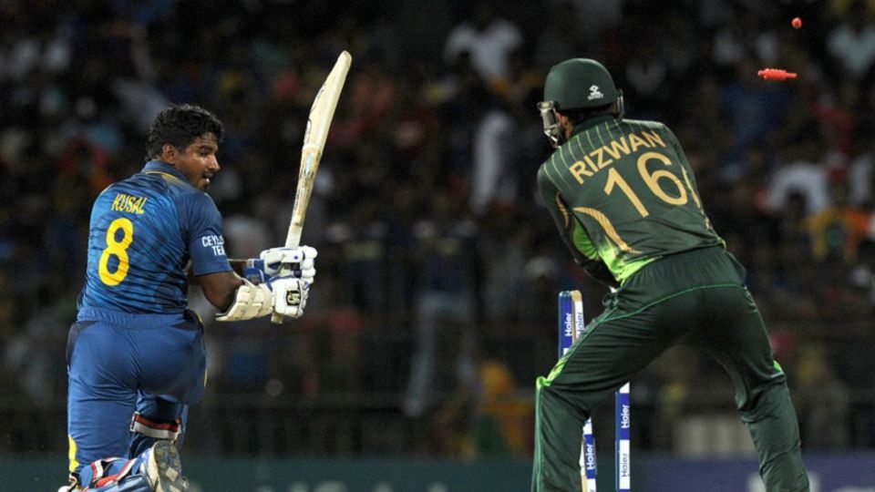 Shoaib Malik dismissed Kusal Perera in the next over to reduce Sri Lanka to 32 for 2