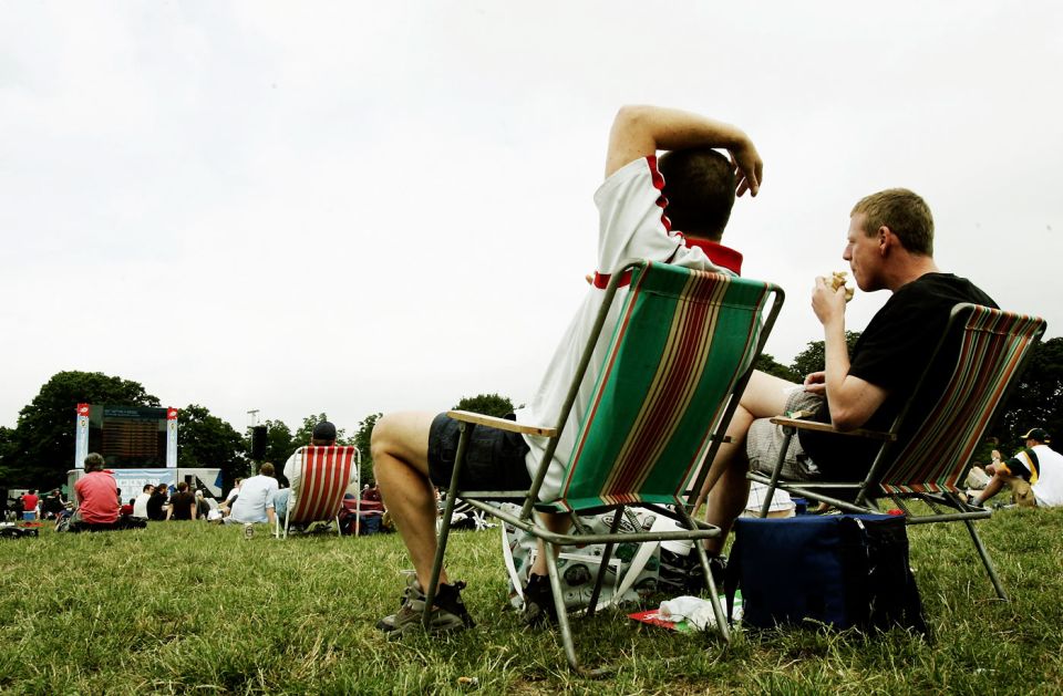 In 2005, all of England was engrossed in the Ashes