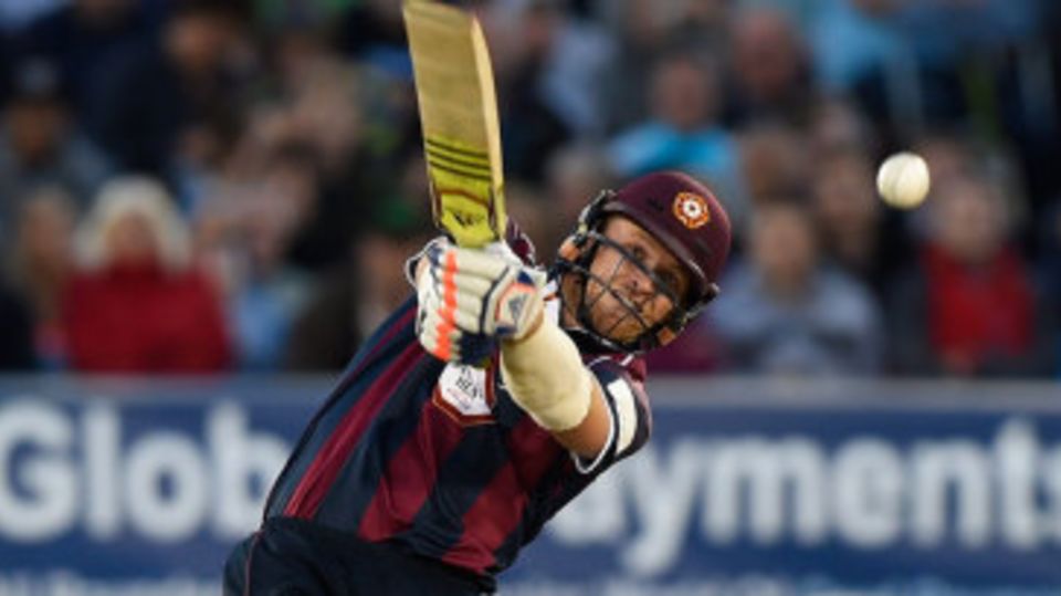 David Willey smashed his way to a half-century off 27 balls