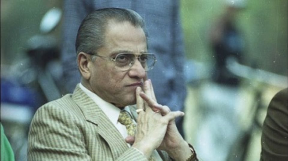 Jagmohan Dalmiya at a BCCI special general meeting in Kolkata