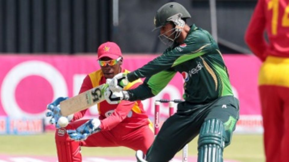 Shoaib Malik top-scored for his side
