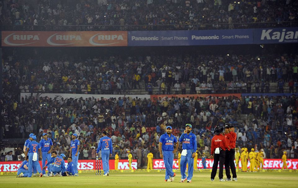 Despite Ashwin's wickets, India had too few runs on the board to defend. South Africa's march was only interrupted when the crowd held up play by flinging bottles onto the ground