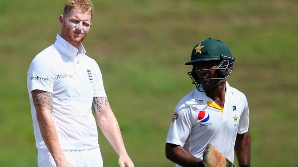 England's bowlers toiled during a wicketless morning session