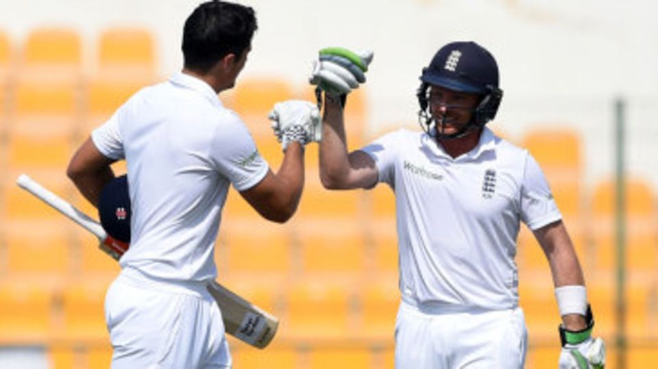 Alastair Cook and Ian Bell put on a century stand