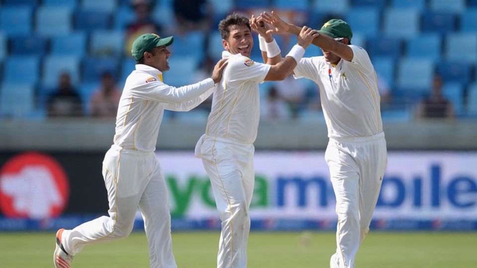 Pakistan react to Yasir Shah's dismissal of Alastair Cook