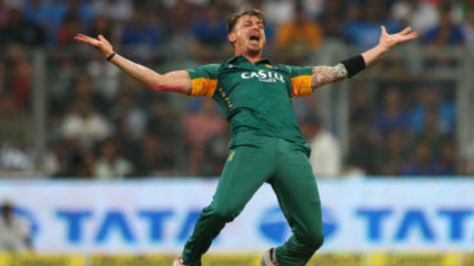 Dale Steyn unsuccessfully appeals for the wicket of Rohit Sharma
