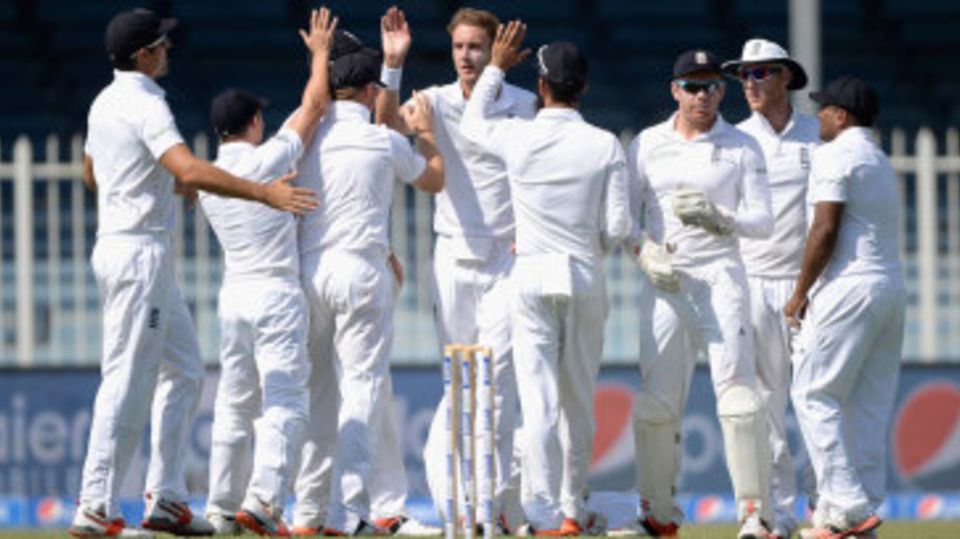 Stuart Broad removed Younis Khan during a parsimonious spell