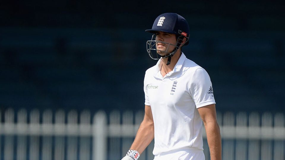 However, soon after lunch, Cook fell for 49 to Yasir Shah