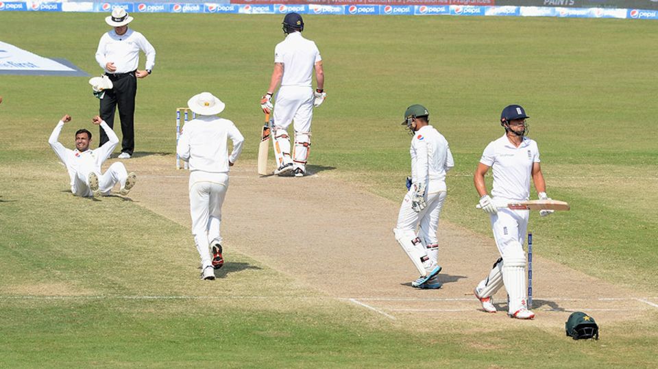After Stuart Broad fell to Yasir, Cook was ninth man out for 63...