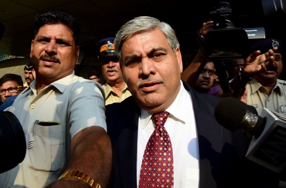 BCB chief Nazmul Hassan has told TV reporters in Bangladesh: "Mr Shashank Manohar has said he wants to give away a percentage from India's behalf."