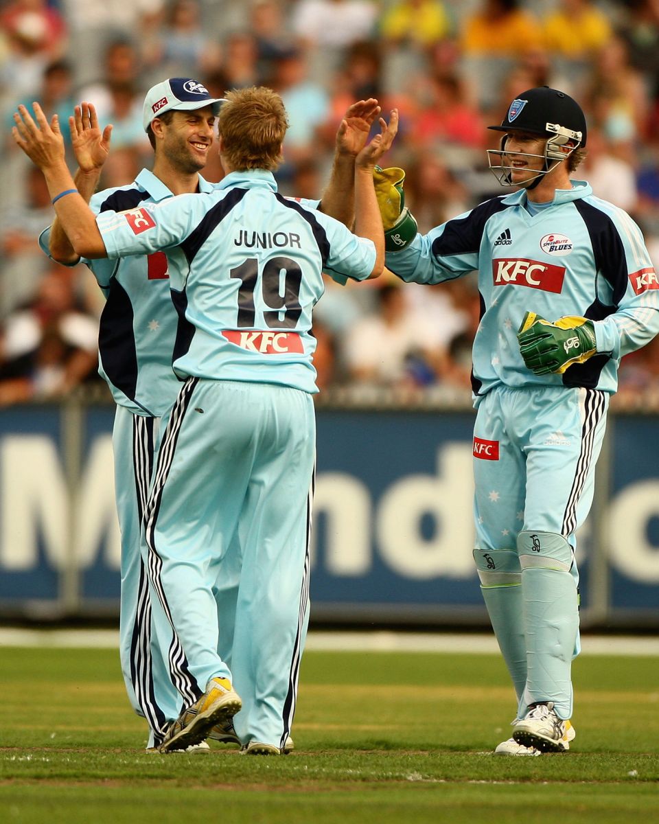 Steve, not Mark: Smith takes a wicket in the 2007-08 KFC Twenty20