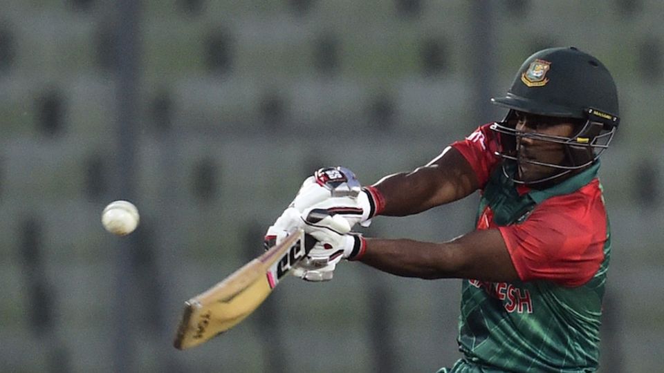 Imrul Kayes and Tamim Iqbal got Bangladesh off to a brisk start after they elected to bat