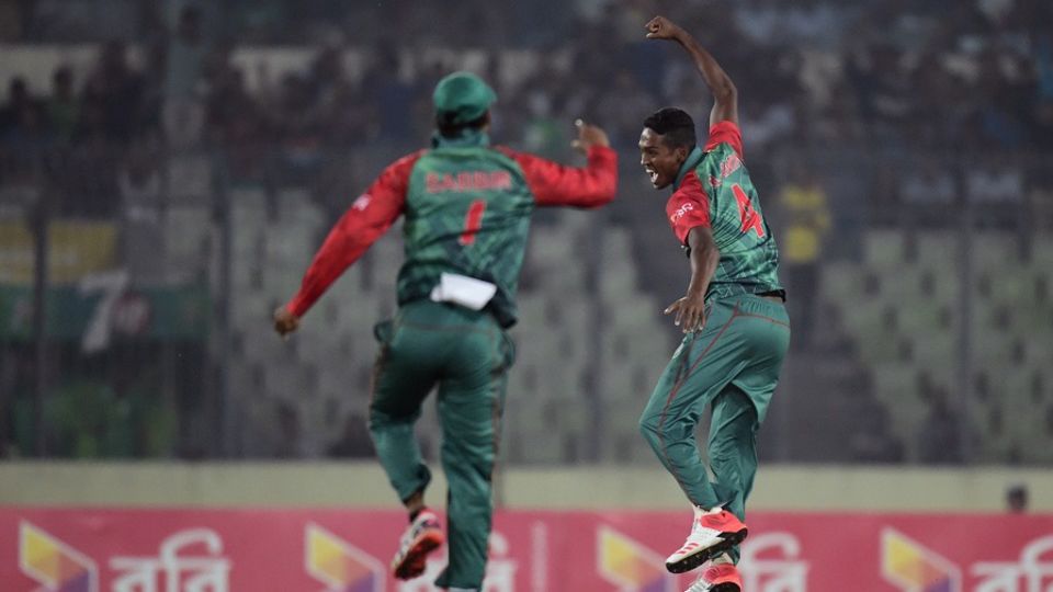 Al-Amin Hossain was responsible for rattling Zimbabwe early on, as he dismissed Sikandar Raza and Sean Williams off his first two deliveries
