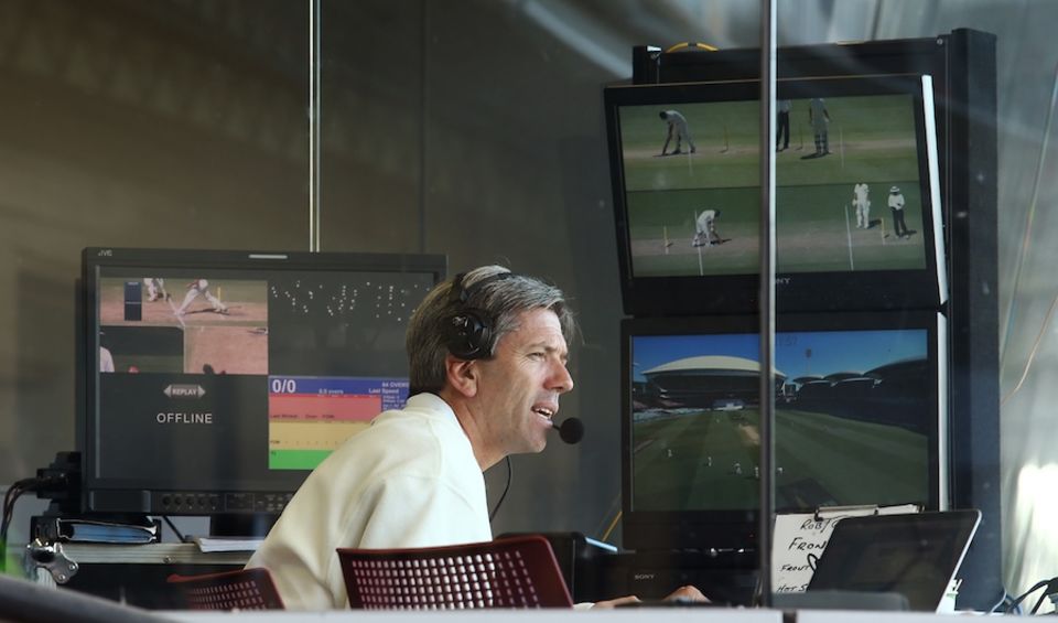Nigel Llong's request to see ball-tracking evidence after he felt Hot Spot and RTS didn't show enough took the technology operators by surprise
