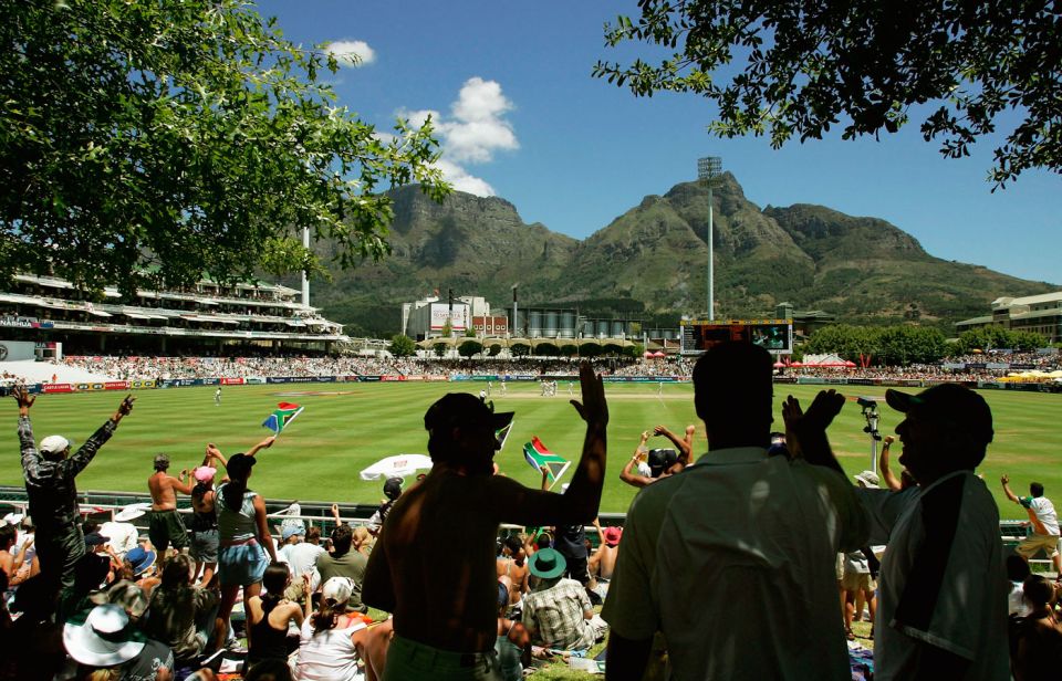 South Africa won at Newlands but lost the 2004-05 series to England 2-1