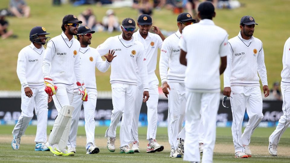 Sri Lanka managed a 55-run lead in the first innings, after dismissing overnight batsman Trent Boult for a duck