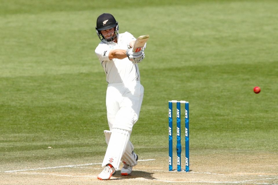 Kane Williamson rose to the challenge of the short ball, when the rest simply crumbled
