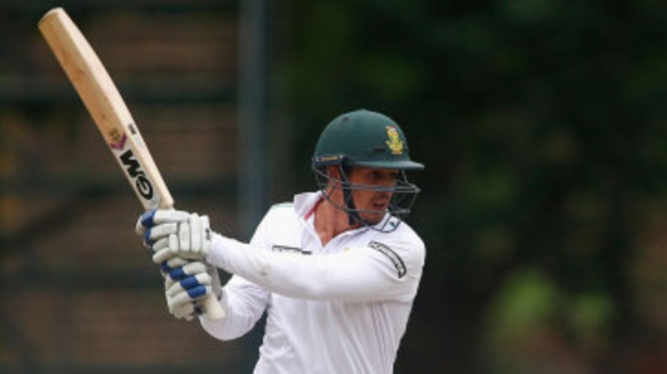 Quinton de Kock cuts during his half century