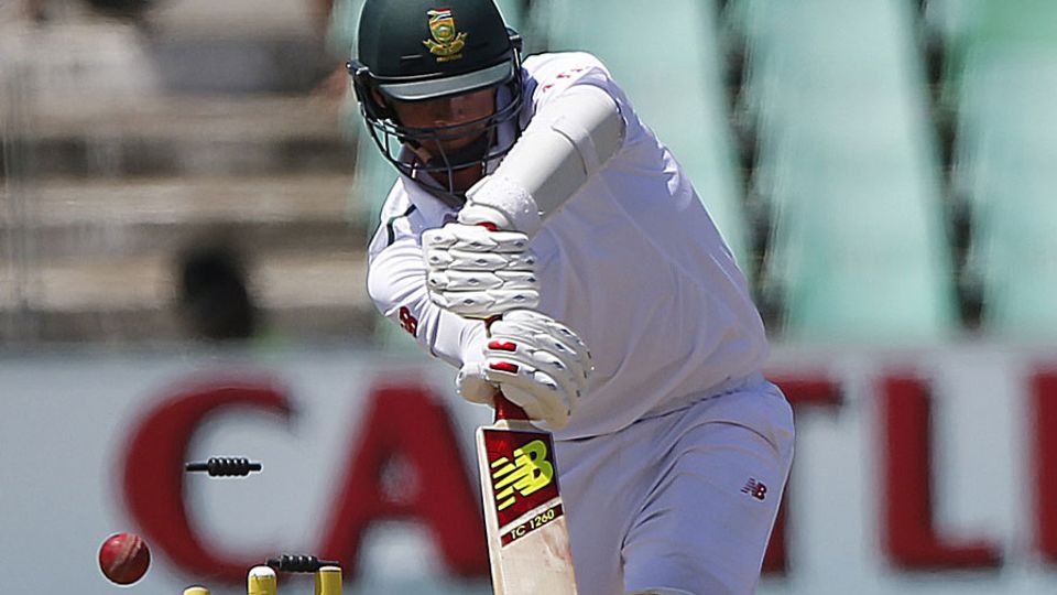...then Steven Finn cleaned up Dale Steyn to leave South Africa seven down