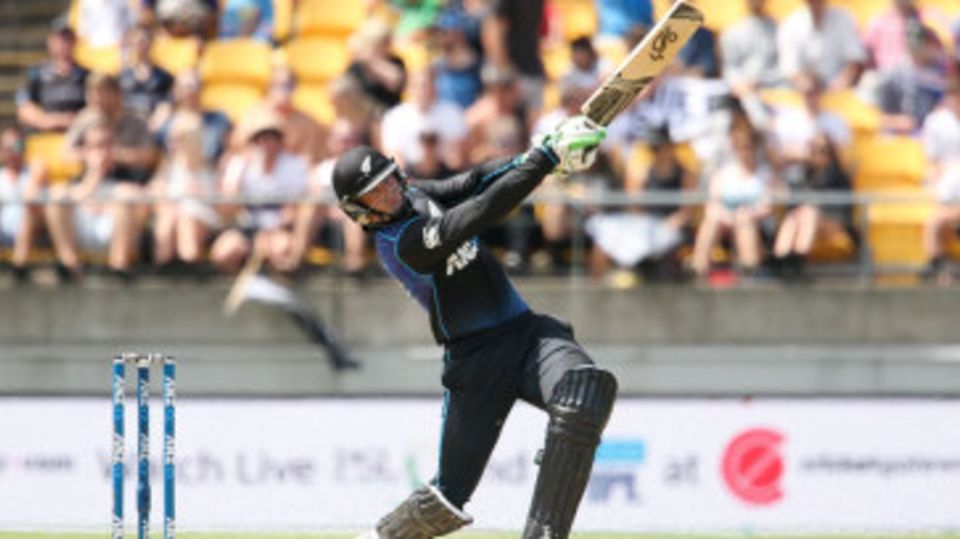 Martin Guptill goes straight