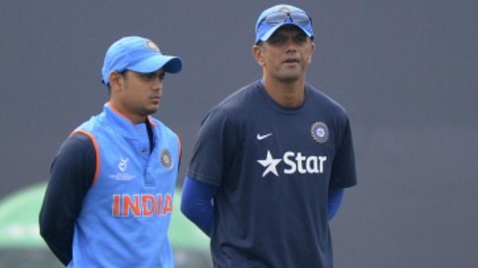 Ishan Kishan and Rahul Dravid have a chat