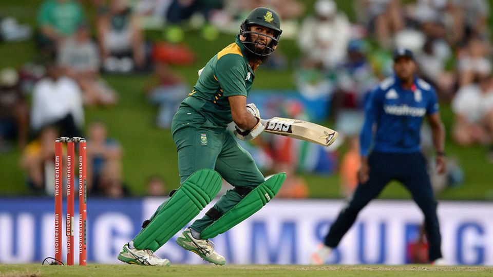 ...while Hashim Amla returned to run-scoring ways