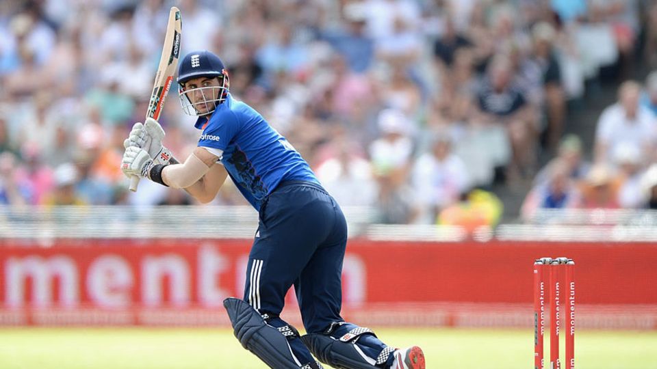 Alex Hales continued his impressive series with a fifth consecutive fifty