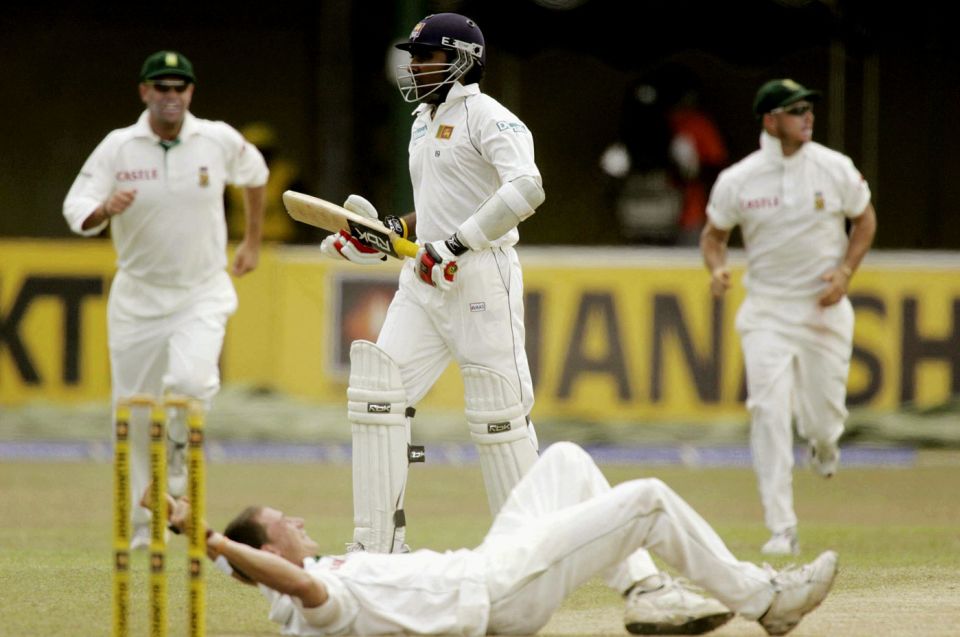 Steyn gets Mahela Jayawardene in the thrilling 2006 P Sara Test that Sri Lanka won by a wicket