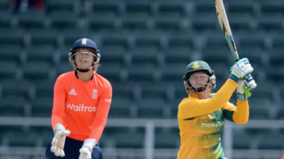 Lizelle Lee led South Africa's fightback with a career-best 69