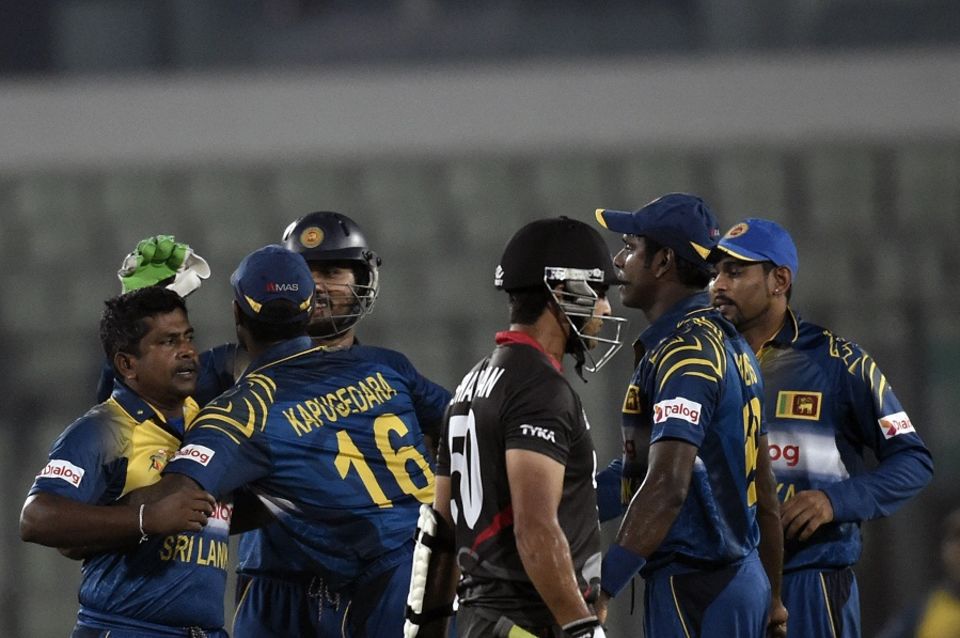 Rangana Herath maintained Sri Lanka's command with wickets in consecutive overs