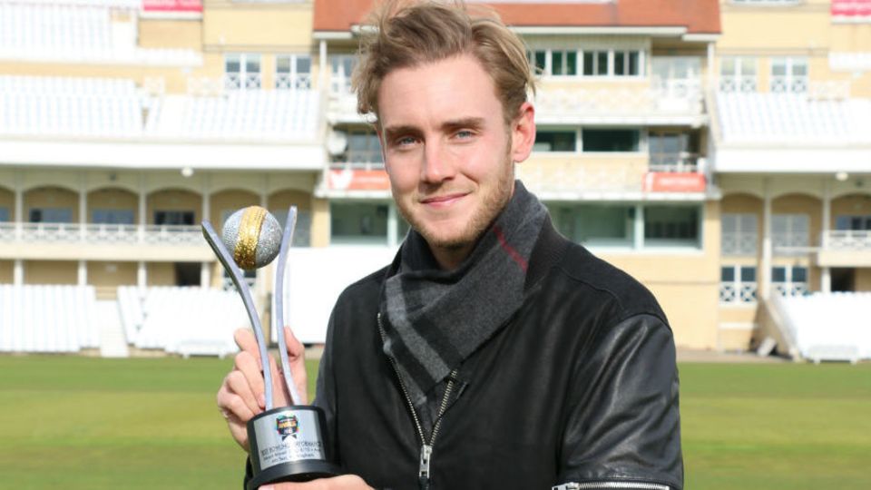 Stuart Broad won the Test bowling award for the second year running