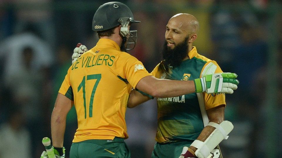 After du Plessis fell, AB de Villiers came in and sealed an eight-wicket victory with a six in the 18th over.