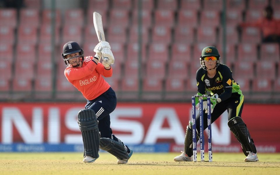 Edwards found good support from Tammy Beaumont, who chipped in with 32 off 40 balls