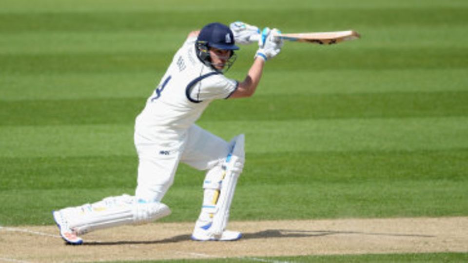 Ian Bell steers through the covers