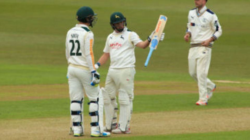 Steven Mullaney's 78 underpinned Nottinghamshire